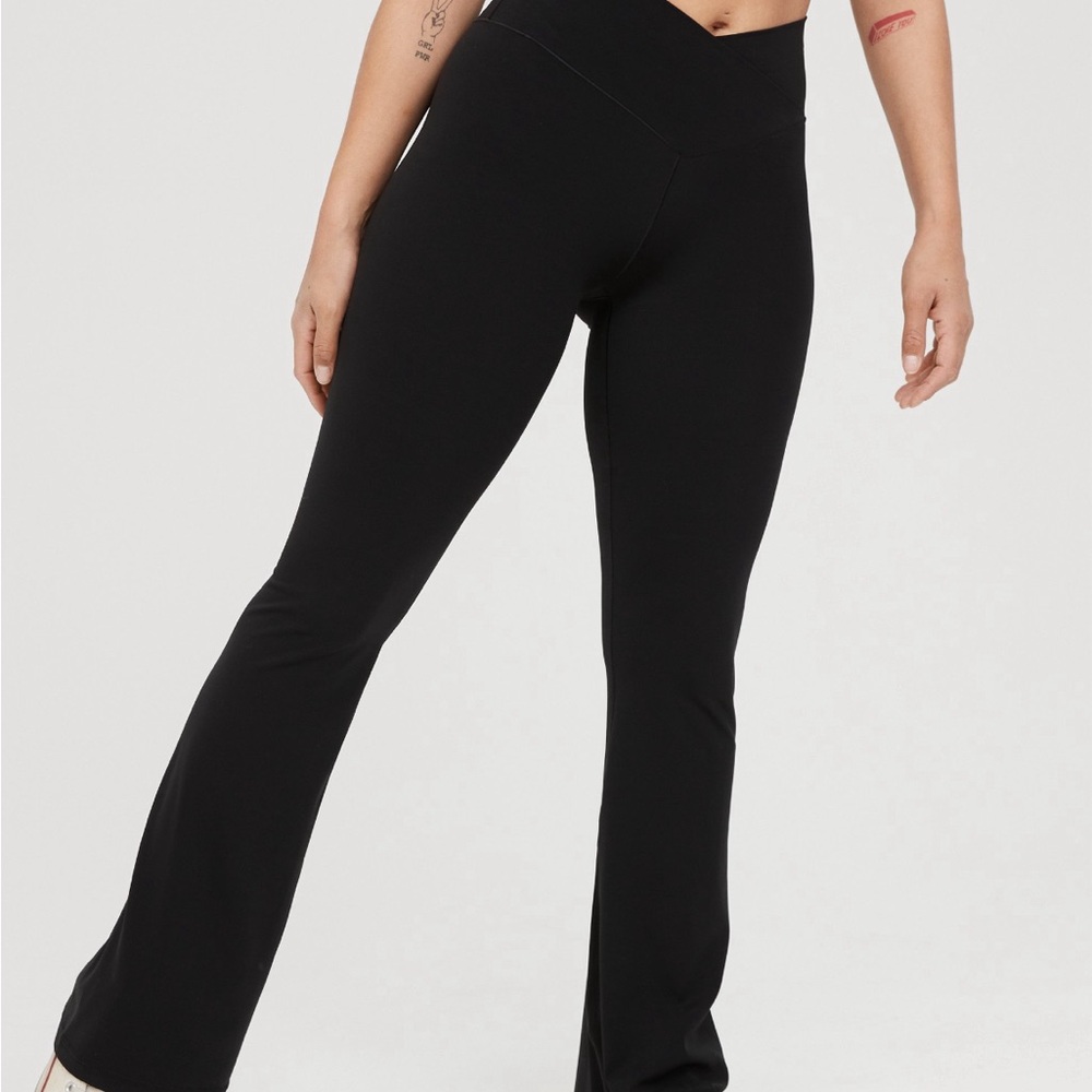 Aerie offline crossover flares